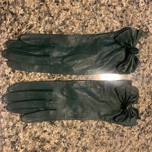 Carlos Falchi Vintage Green Gloves